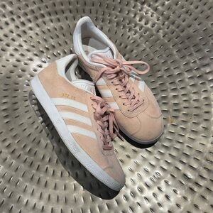 adidas gazelle pink suede size 8